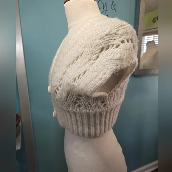 Handmade Cream Boho Cropped Knit Vest Top - Picture 4 of 6
